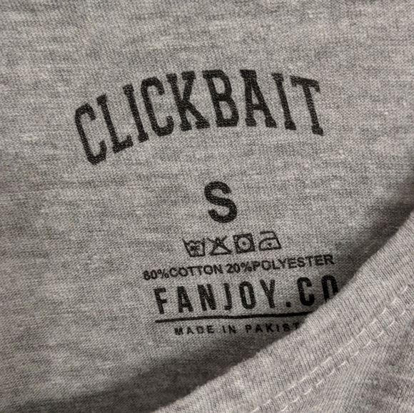 🧿NWOT Clickbait Merch - Picture 2 of 4